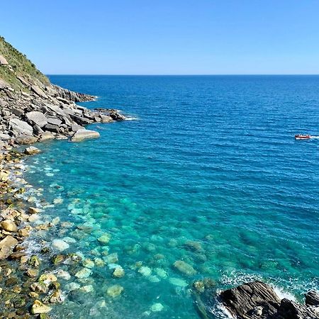 Carattino 12 Idyllic Seafront Retreat Διαμέρισμα Βερνάτσα Εξωτερικό φωτογραφία